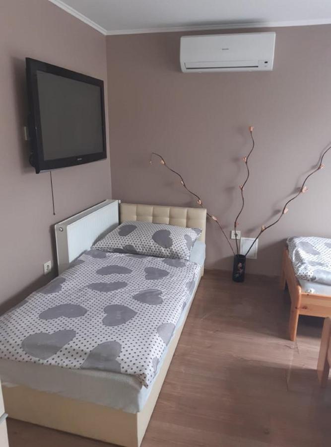 Farao Vendeghaz Otel Zalaegerszeg Dış mekan fotoğraf