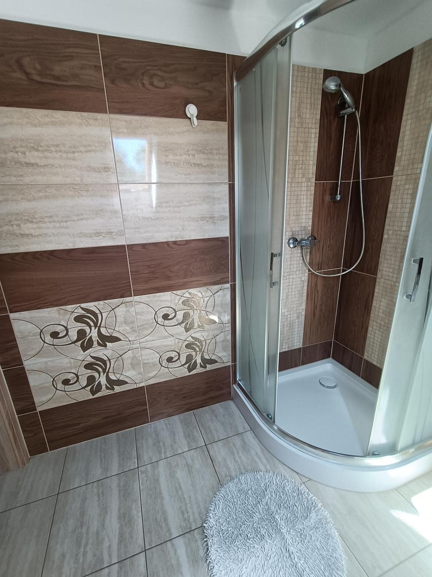 Farao Vendeghaz Otel Zalaegerszeg Oda fotoğraf