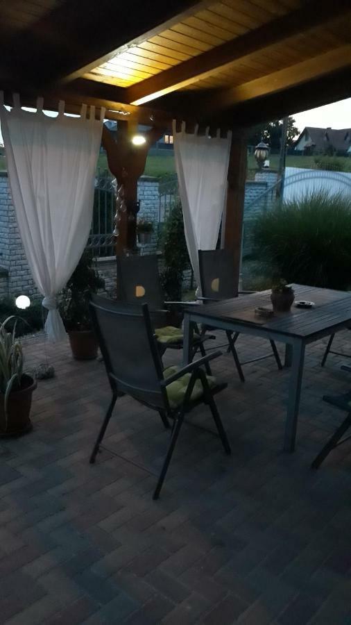 Farao Vendeghaz Otel Zalaegerszeg Dış mekan fotoğraf